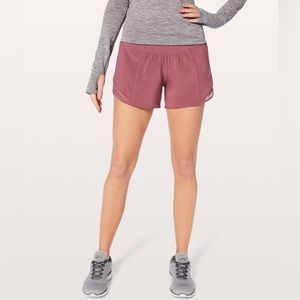Lululemon Hotty Hot Shorts long 4in